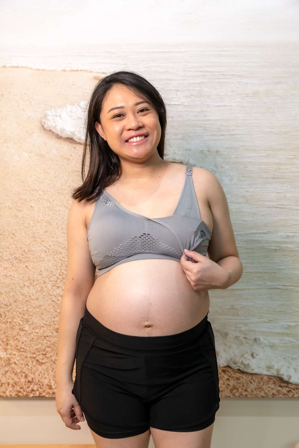 (Buy 1 Get 1 FREE) AnneeMatthew Freedom Hands Free Nursing Pumping Bra *Choose Size & Color At Booth