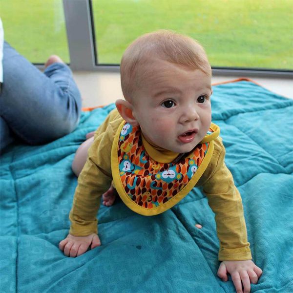 [Bundle Of 2] Close Parent Bib (Stage 1)