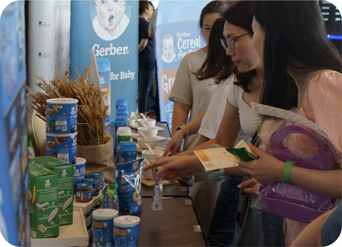 Interactive booths to explore feeding tools